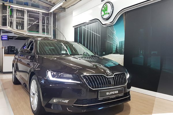 exterier4_Skoda_superb100_autobors